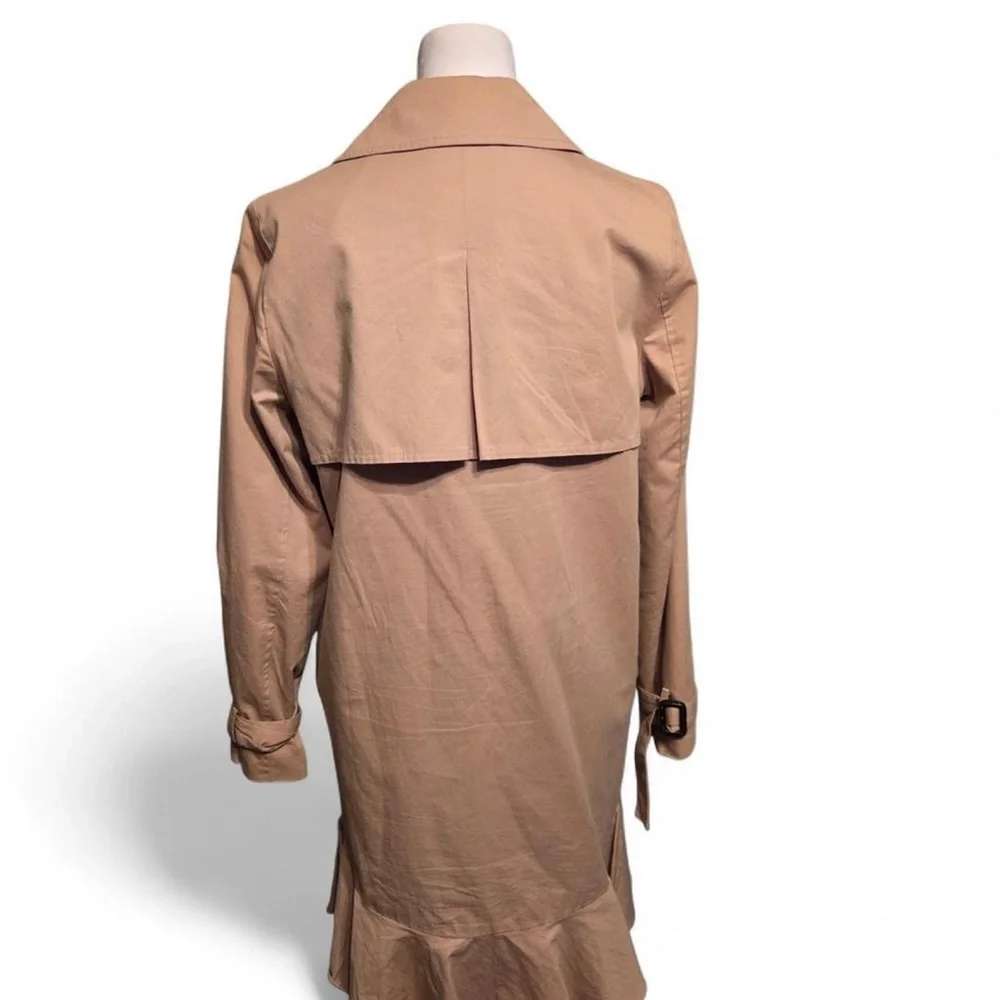Elegant Tan Double-Breasted Trench Coat - Picture 3 of 3